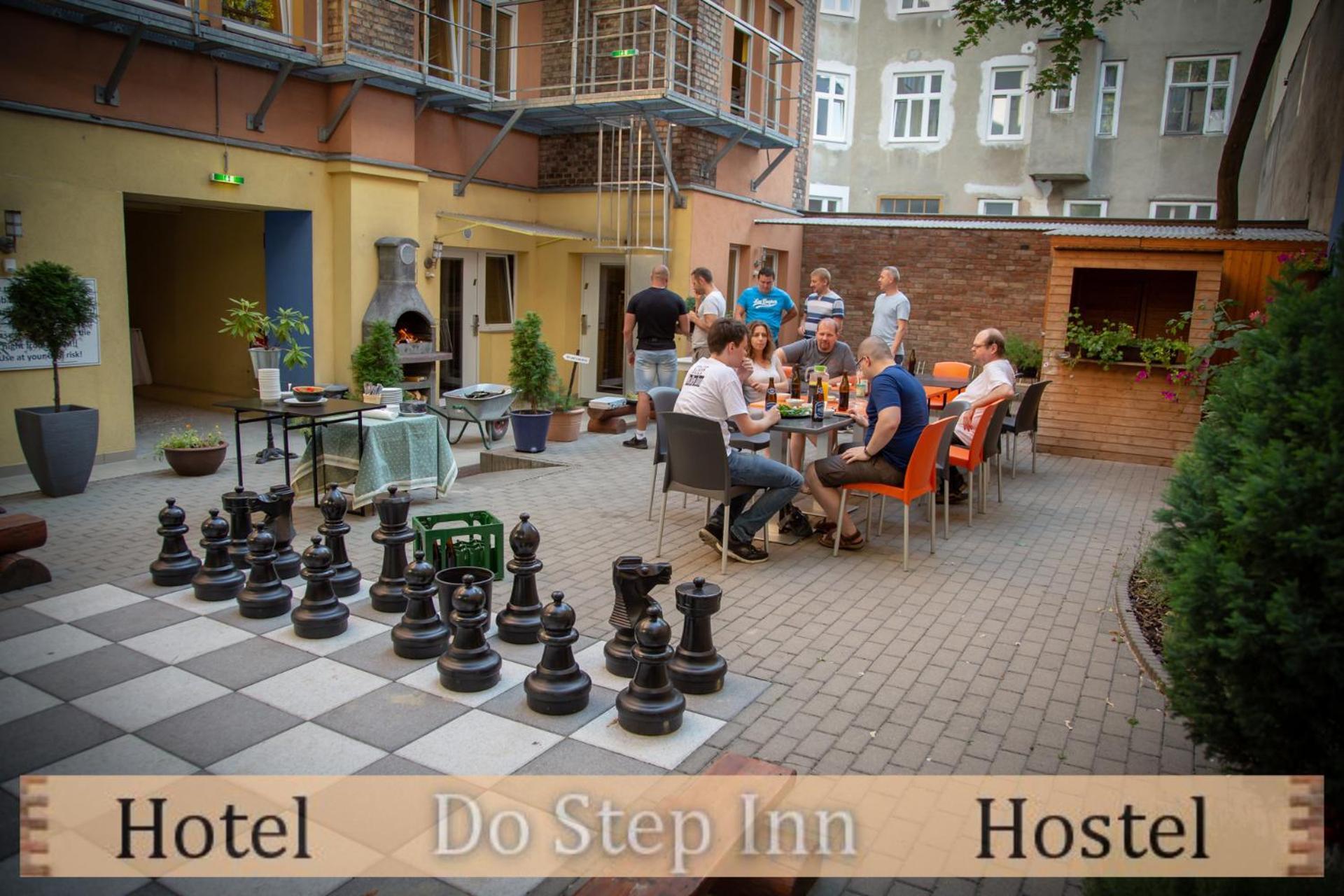 Do Step Inn Home - Hotel & Hostel Вена Экстерьер фото